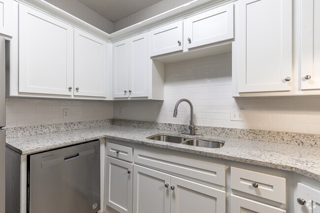 2BD, 2.5BA - 1880SF - Kitchen