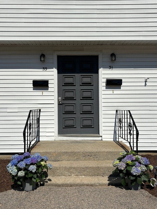 Photo - 33 Atherton Rd