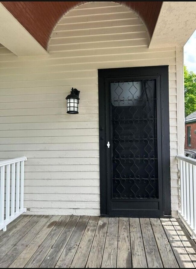 Photo - 1605 Kearsley Park Blvd