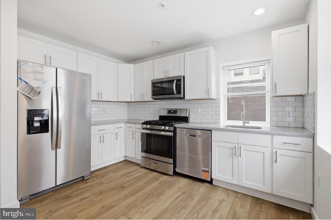 2162 E York St Unit 1R