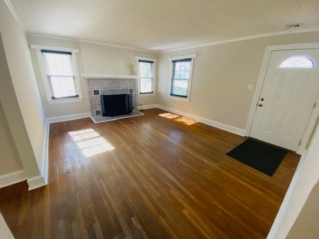 Photo - Cozy & Convenient 2 Bed, 1 Bath Home