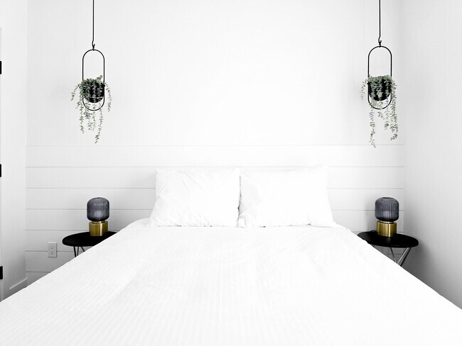 Photo - 10617-10122 122 Ave NW Unit 10617 MAIN