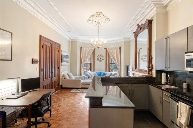 Photo - 129 Pembroke St Unit 2