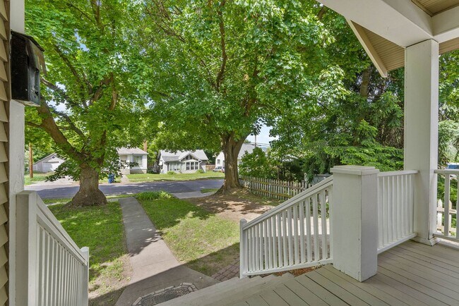 Photo - Darling 4 Bed, 2 Bath Home in Spokane!