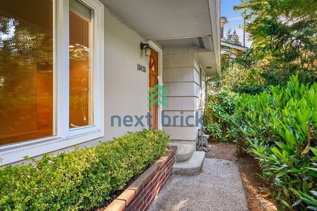 Photo - Charming 2-Bedroom Retreat in Bellevue - Cozy Comfort Awaits!