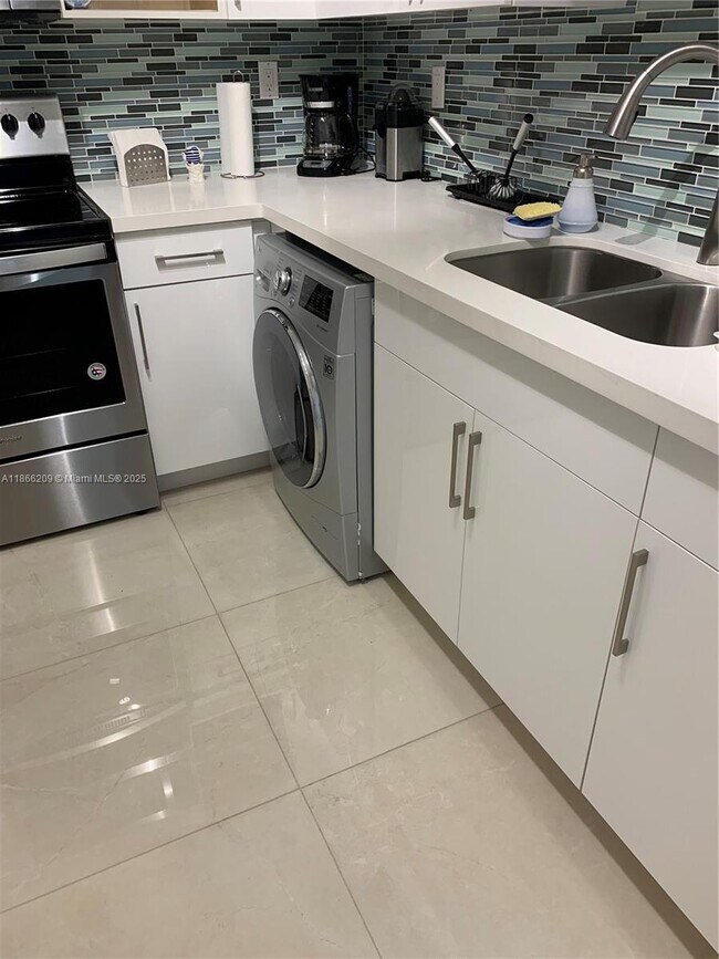 Photo - 2501 S Ocean Dr Unit 438