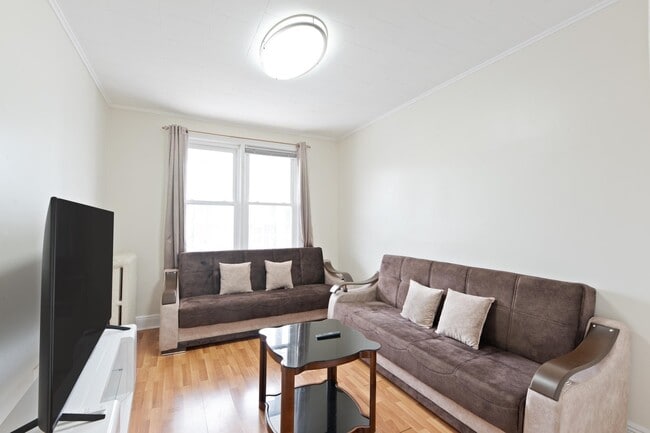 Photo - 9 W 15th St Unidad 1