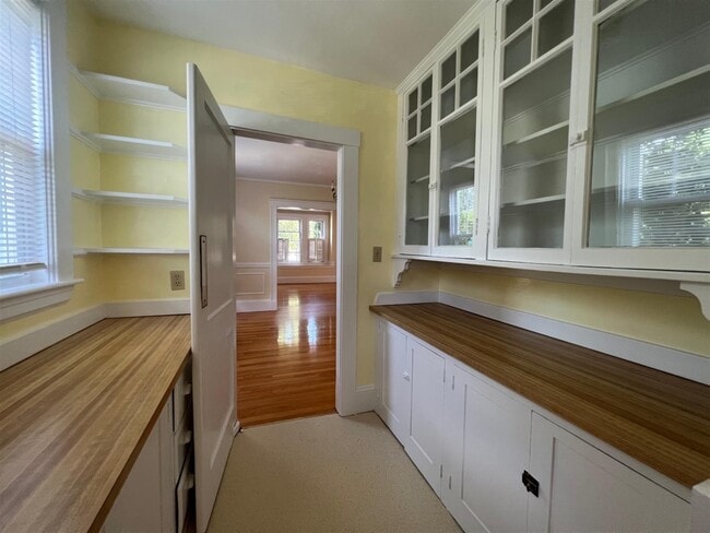 Photo - 638 Huron Ave Unit 1