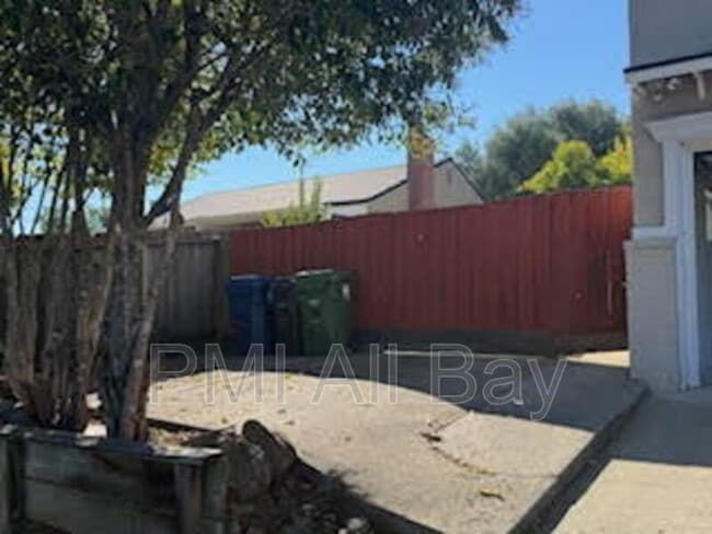 Photo - 18765 Parsons Ave