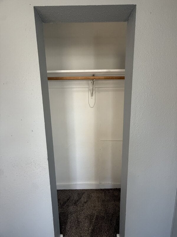 Photo - 1321 Army Post Rd