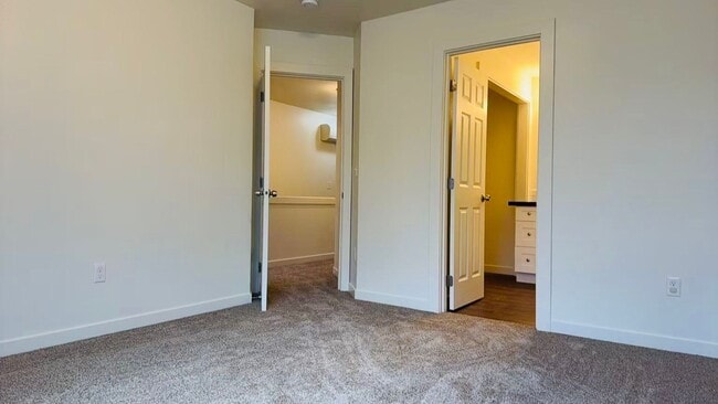 Photo - 4 bedroom duplex