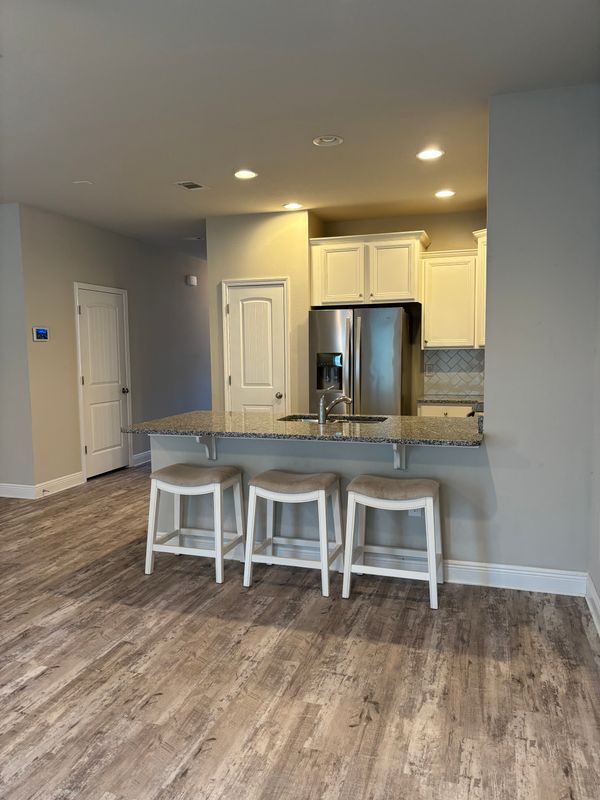 Photo - 166 Crossing Ln