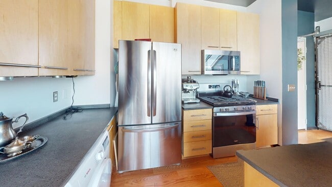 Photo - 1445 Church St NW