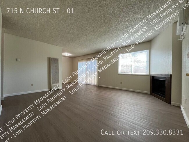 Photo - 715 N Church St Unit 01