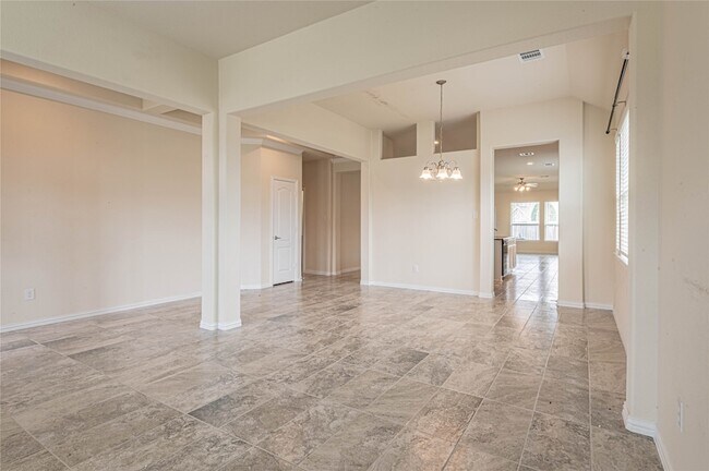 Photo - 21263 Lucknow Ln