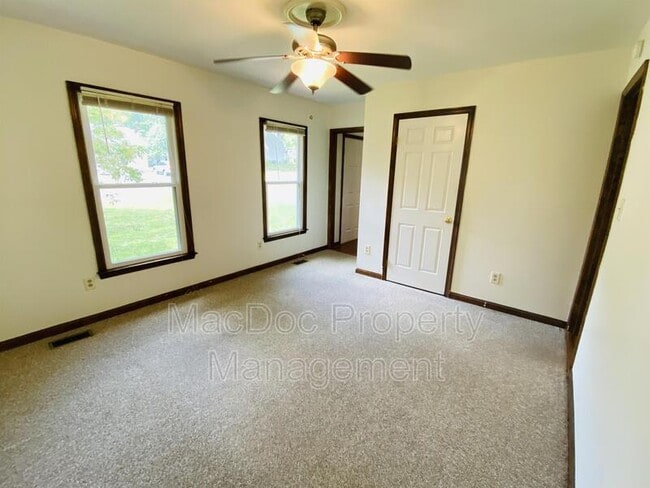 Photo - 10717 S Jamie Pl