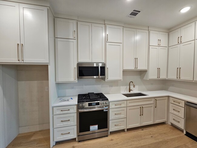 Photo - 390 Michael Ln Unit n/a