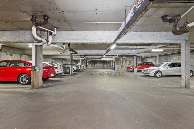 Photo - 4020 Lindell Blvd Unit 307