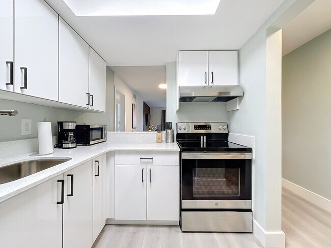 Photo - 1401 SE 15th St Unit SI ID1224110P