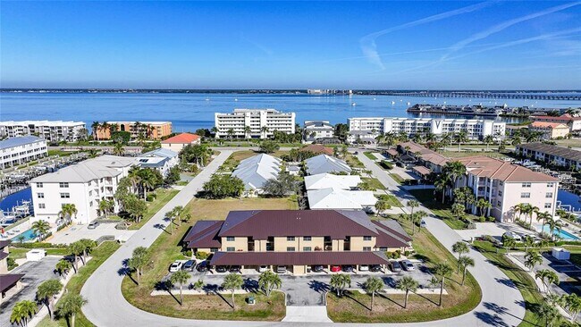 240 Lewis Cir Unit 513