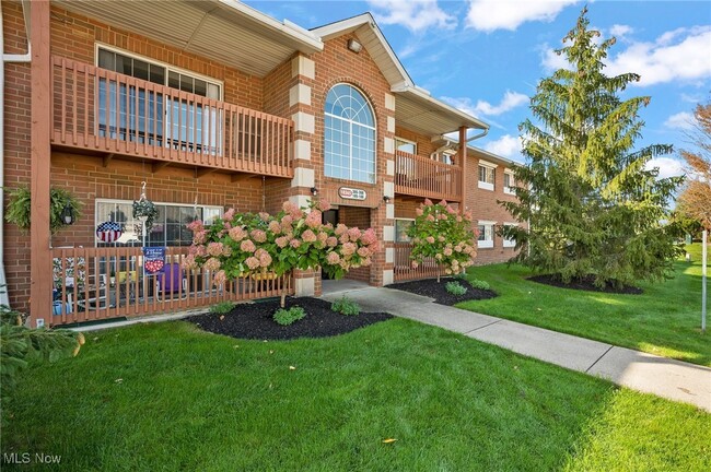 Photo - 10365 Glenway Dr Condo Unit 205