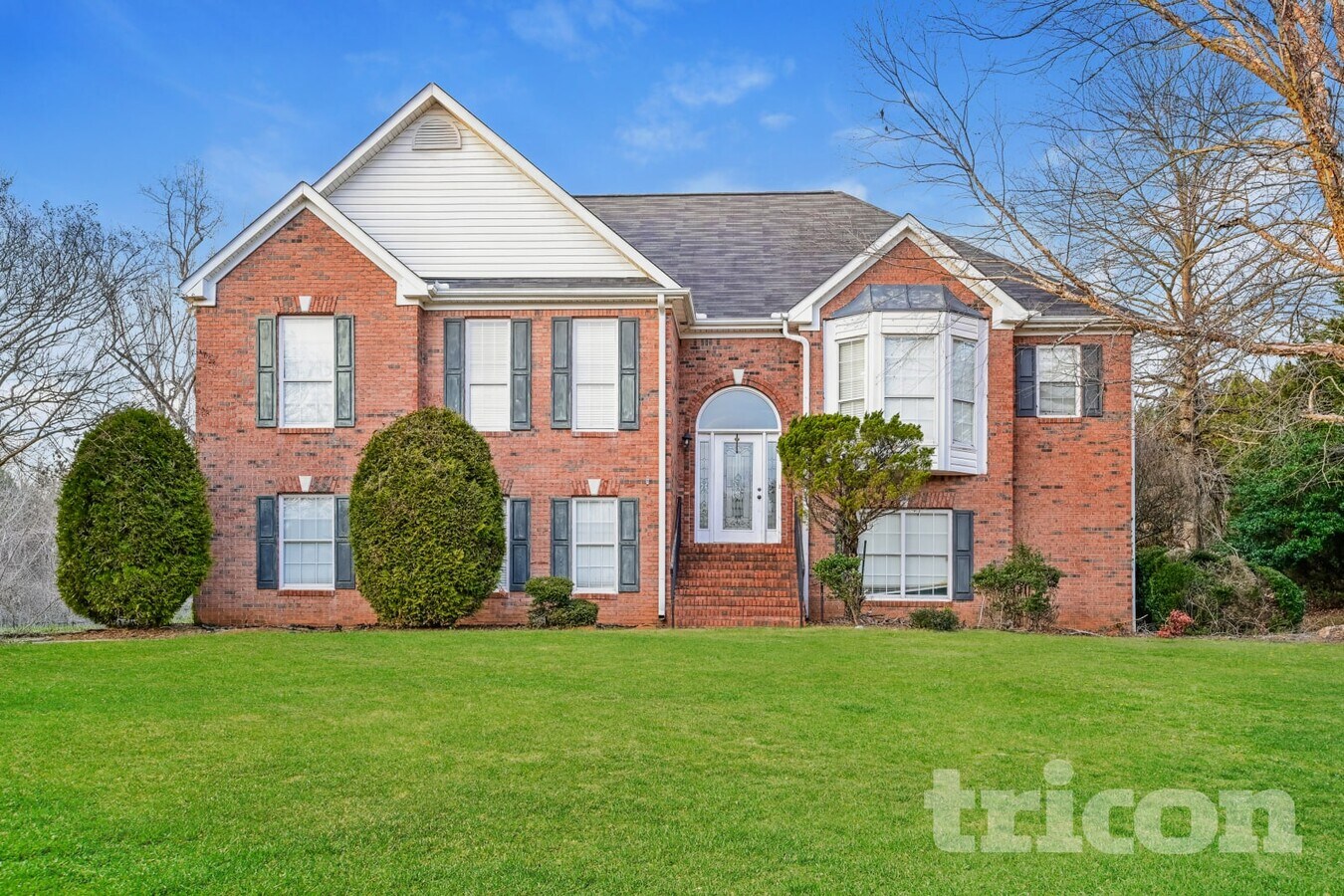 Photo - 1685 Nottingham Way