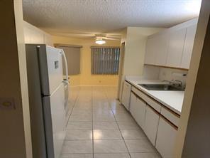 Photo - 1200 SW 124th Terrace Unidad 208o