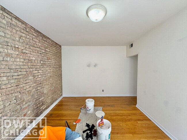 Photo - 3044 W Wellington Ave Unidad 1