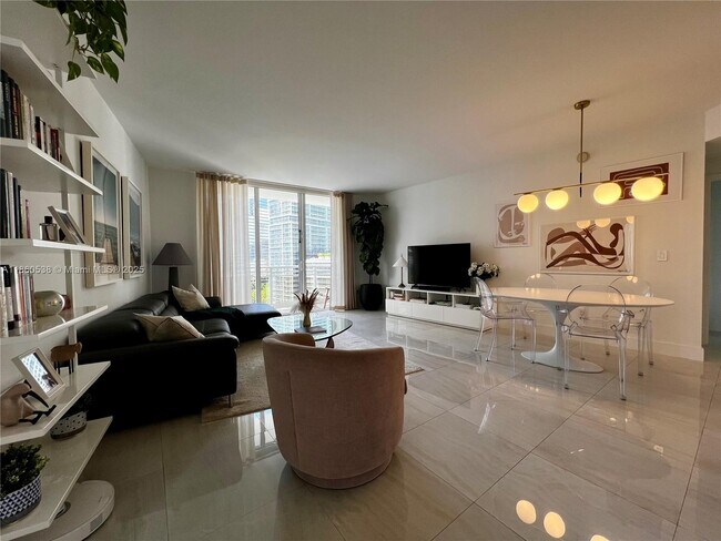 Building Photo - 901 Brickell Key Blvd Unit 1509 Rental