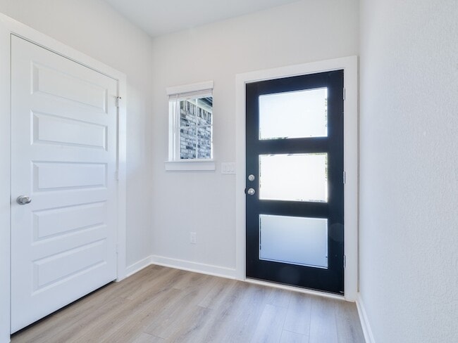 Photo - 8583 Blueberry Ash St