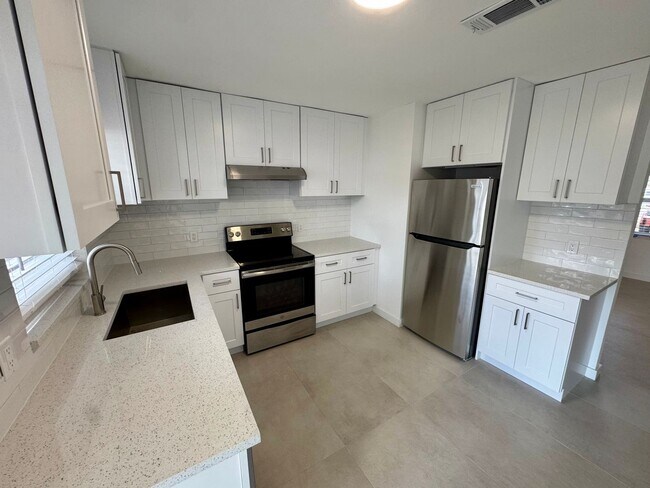 Photo - Rosedale Unit 826