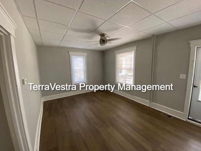 Photo - 715 Buck St Unit 1