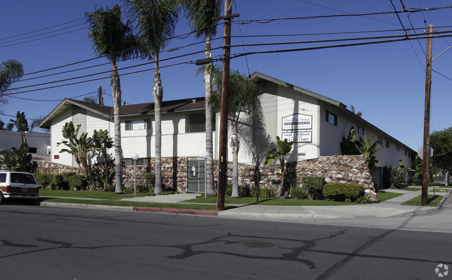 Franklin Street Apartments - Franklin Street Apartments