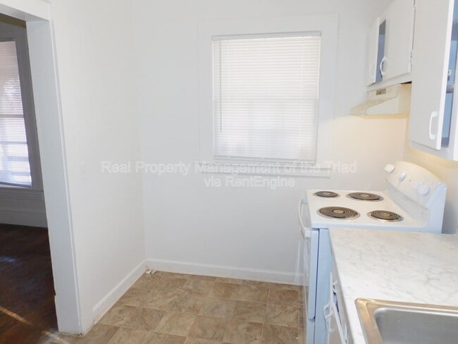 Photo - 1400 Martin Luther King Jr Dr