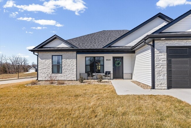 Photo - 5909 Serviceberry Terrace