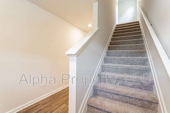 4107 Garrison Ln