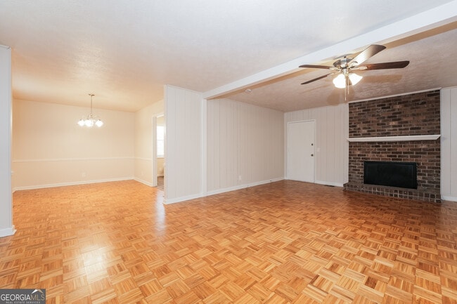 Photo - 2236 Kings Forest Dr SE