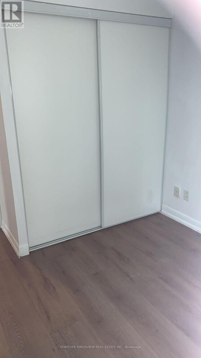 Photo - 215 Sherway Gardens Rd Unit 507