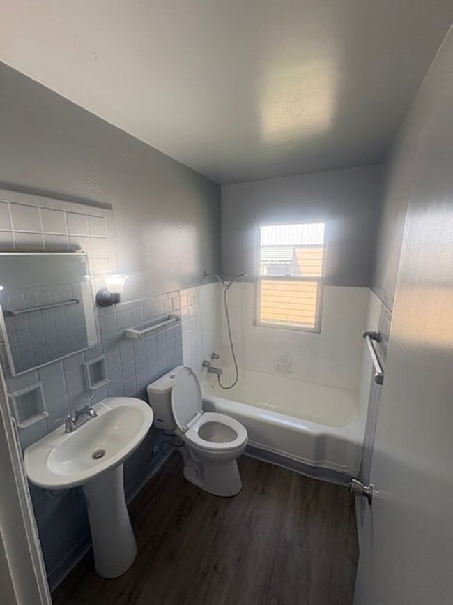 Photo - 1318 E Frye Ave Unit 5