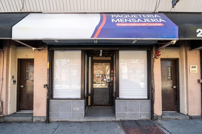 Photo - 21R Monroe St Unit 21-STR.-R