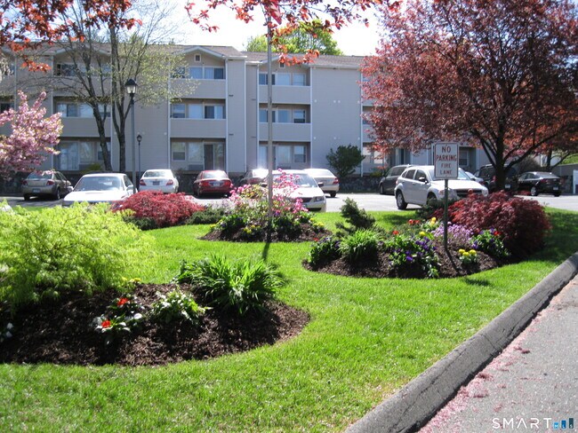 Photo - 163 South St Unit 10