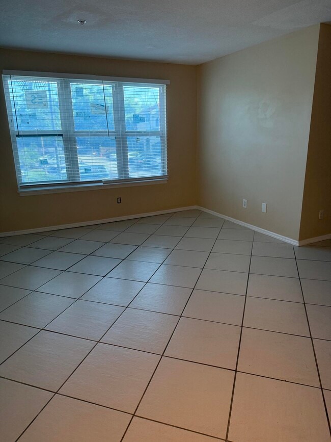 Photo - 2305 N Congress Ave Unit 25