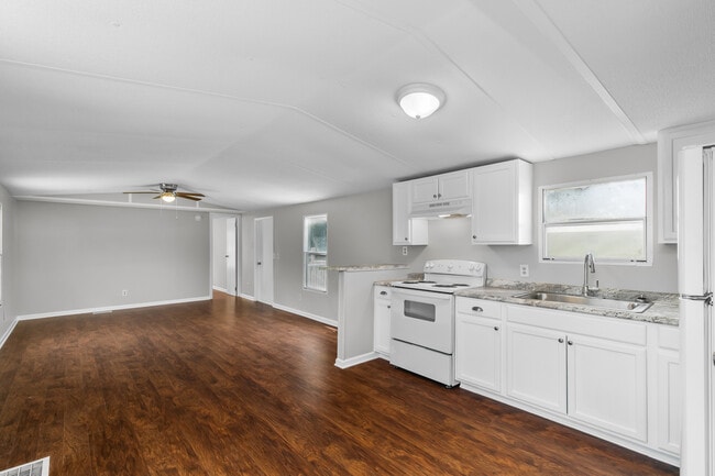 Building Photo - 107 Jodoc Dr Rental