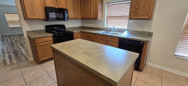 Photo - 3930 SW 57th Terrace