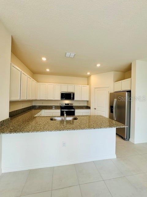 Photo - 754 Overpool Ave