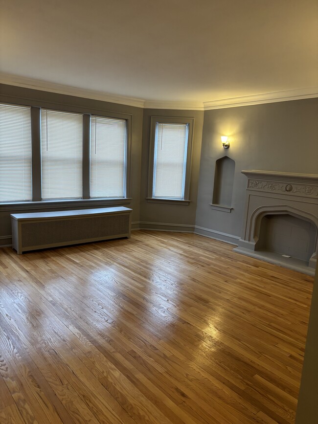 Living Room - 2014 E 77th St Apartments Unit 2014 E. 77th Street