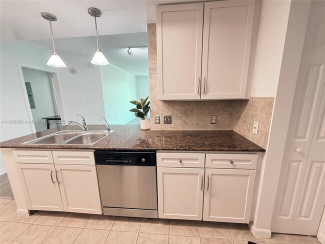 Photo - 2000 N Bayshore Dr Unit 218