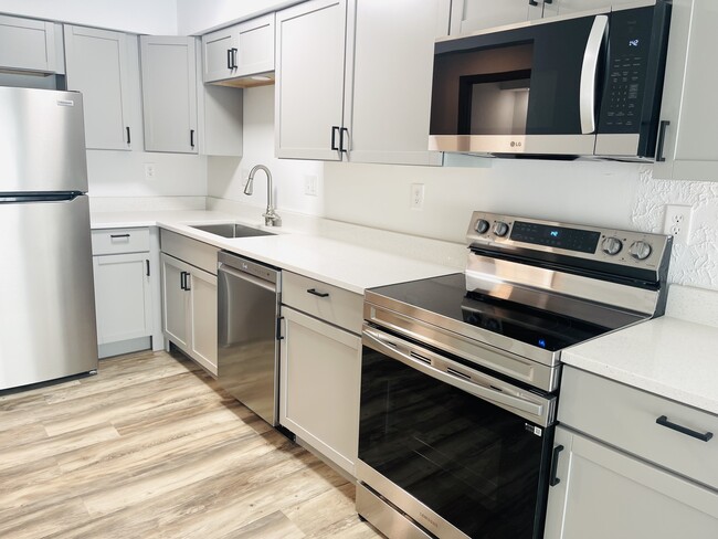 Photo - 4012 Renn Hart Hills