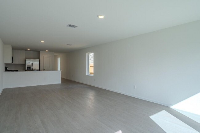 Photo - 6814 Flowering Ginger Ln