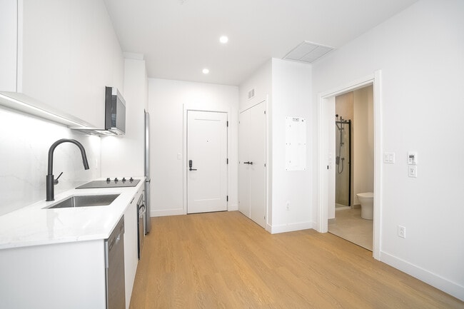 Photo - 1270 Rue Sherbrooke E